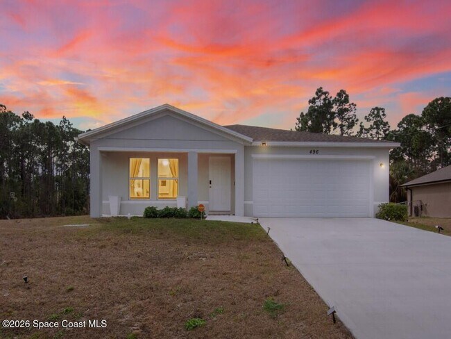 Photo - 496 Vanguard St SE