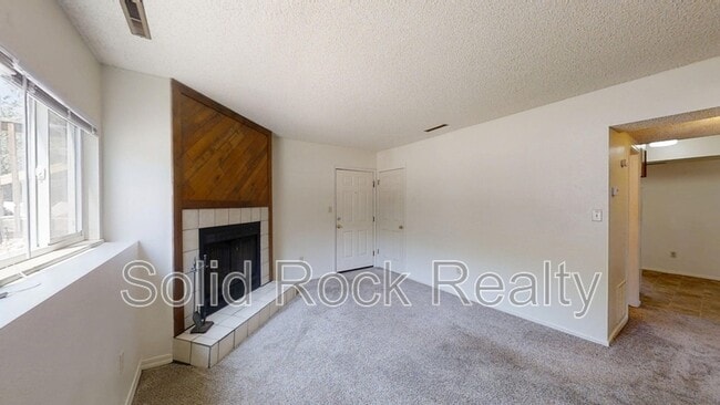 Photo - 445 Van Buren St Unit B
