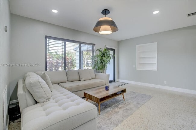 Photo - 1728 NE 17th Ter