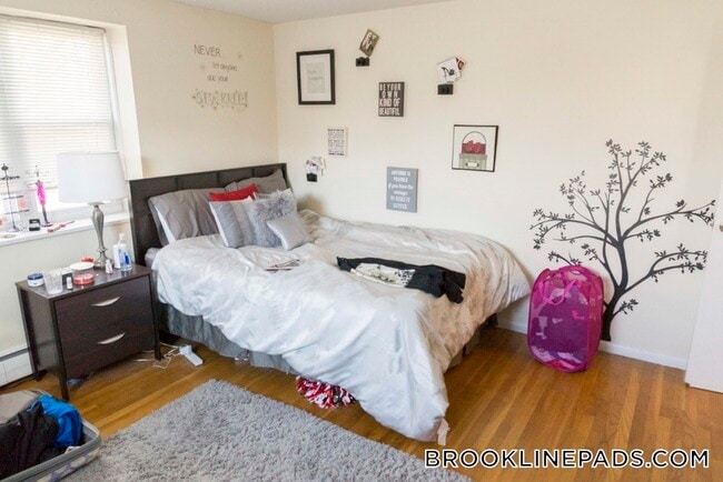 Photo - 110 Babcock St Unidad 31