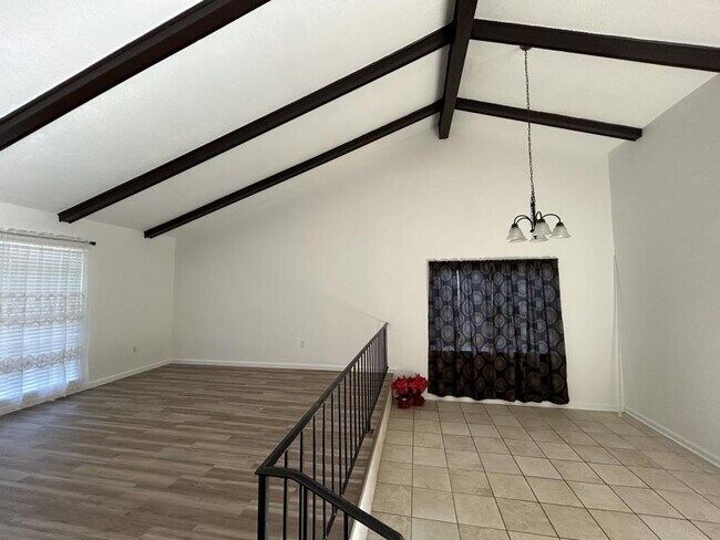 Photo - 2340 Timbers Dr