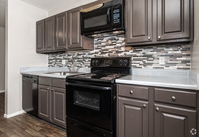 2BR, 2BA - 977SF Kitchen