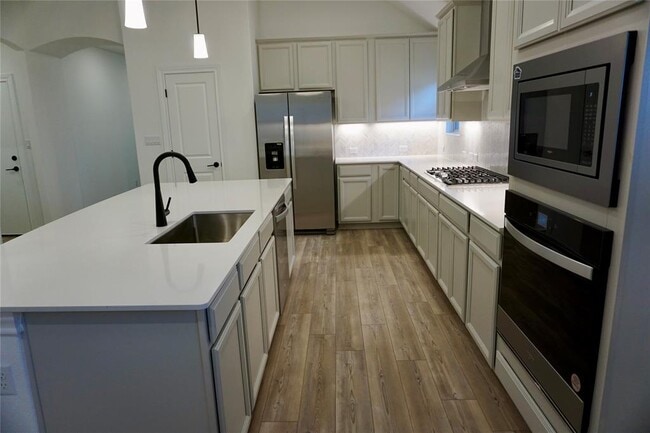 Photo - 105 Elm Rdg Wy