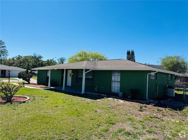Building Photo - 7611 Summertree Ln Rental