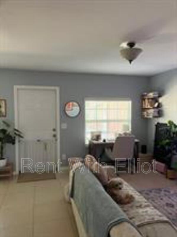 Photo - 1405 Miami Rd