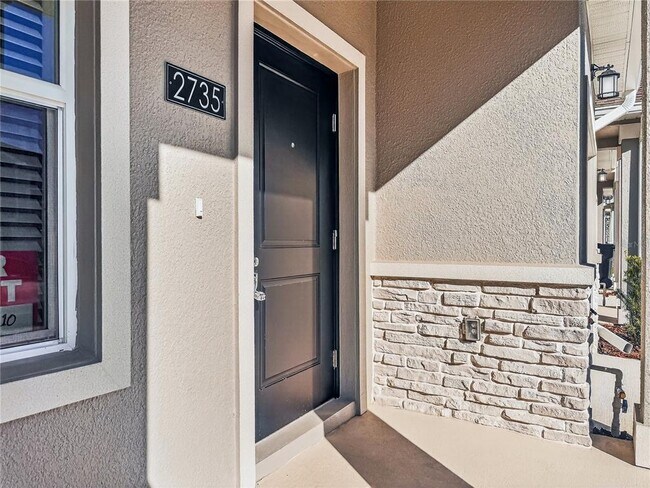 Photo - 2735 Skyline Lp