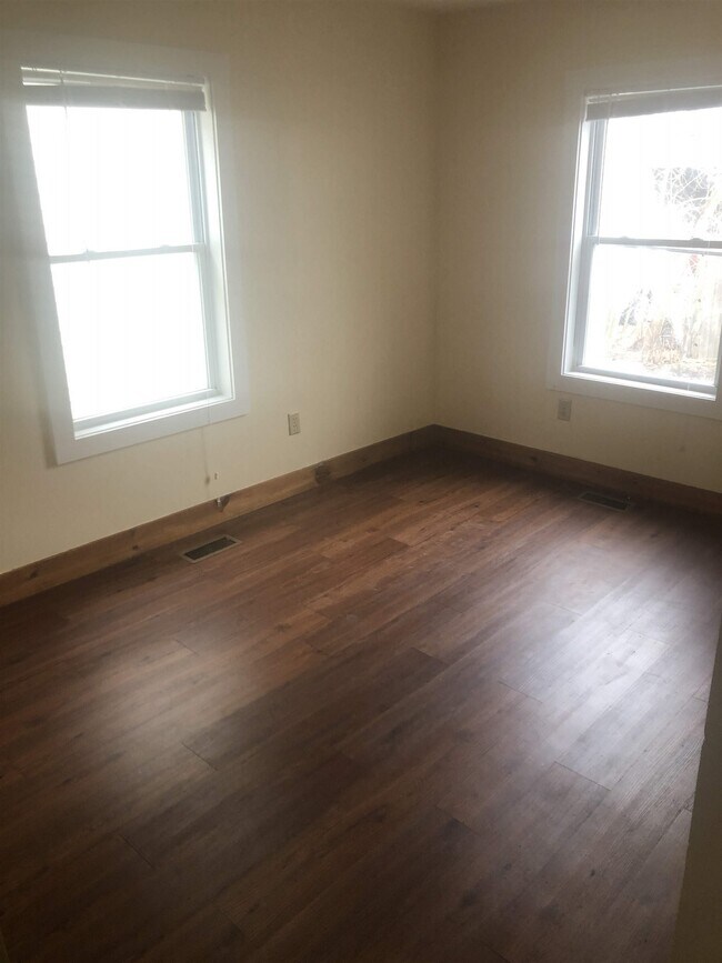 17 Elm Ct
