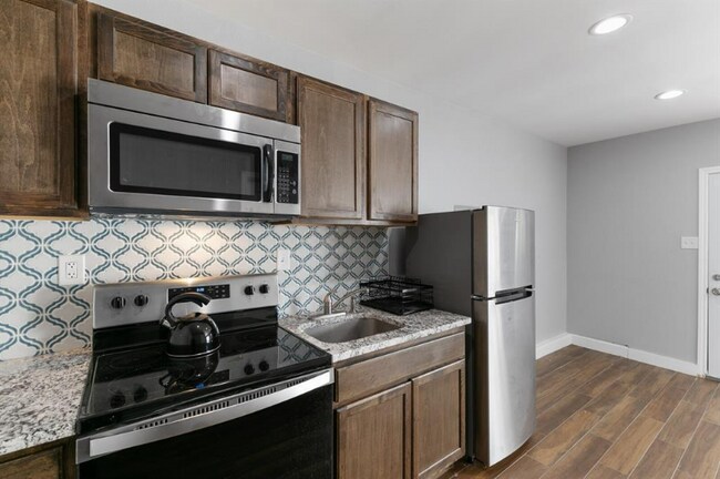 8814 Pine Forest Dr Unit Apartment