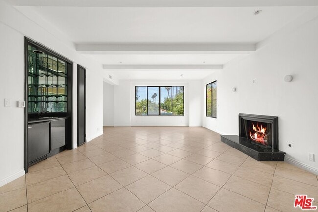 Photo - 1121 La Collina Dr