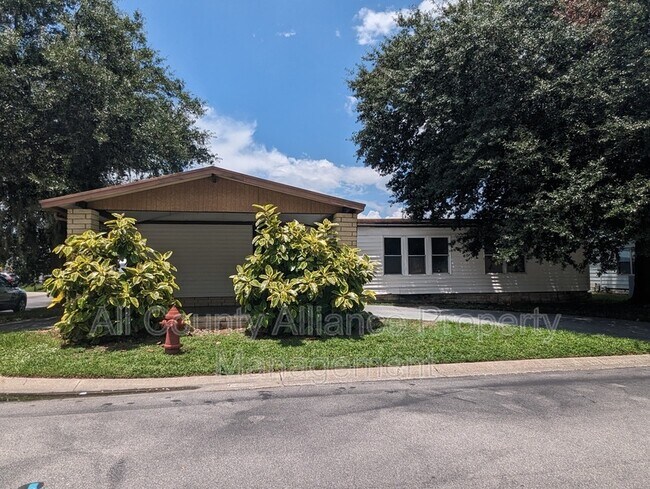 Photo - 34335 Lodge Dr