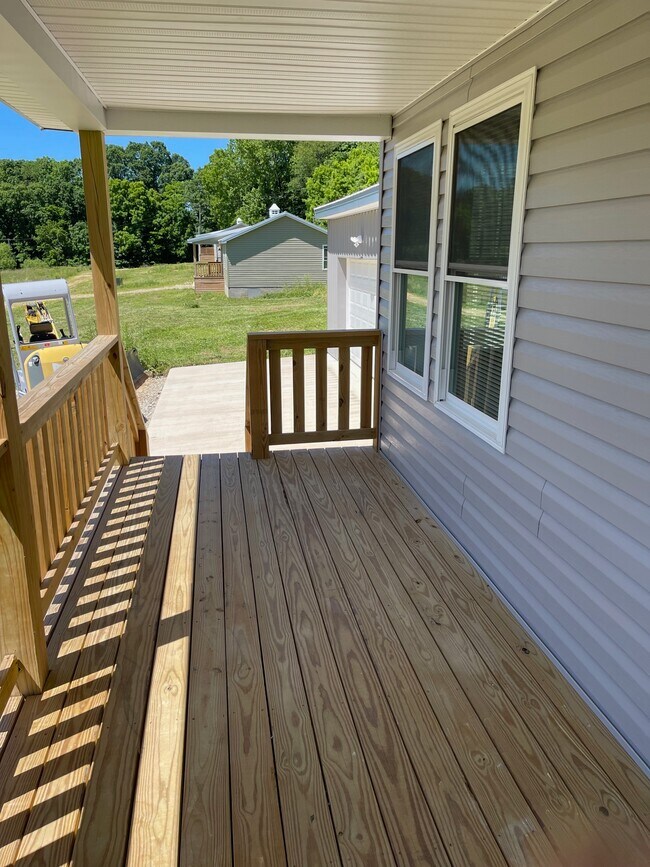 Photo - 13544 Township Hwy 201 NE