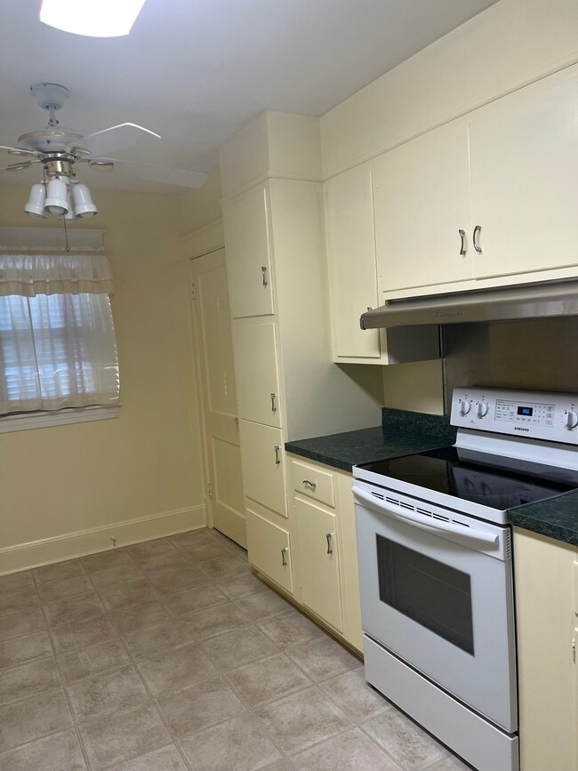 Photo - 214 McKendree Ave
