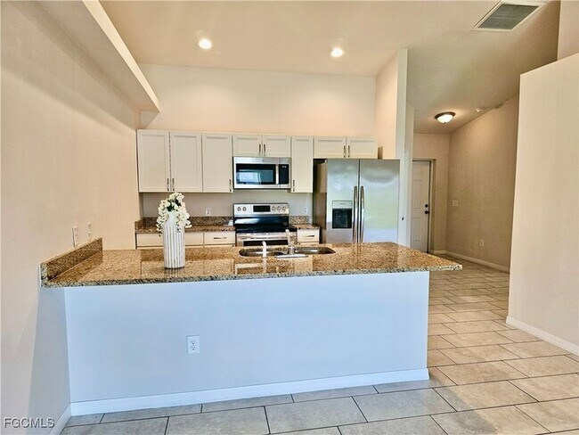 Photo - 545 SE 4th Terrace Apartamento