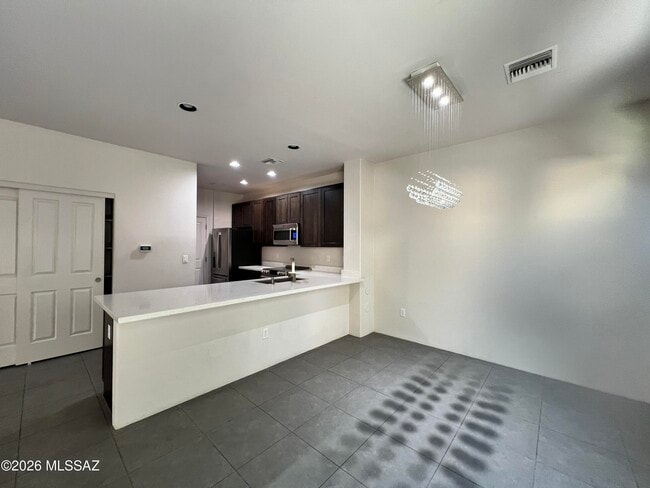 Photo - 391 E Calderwood Rd