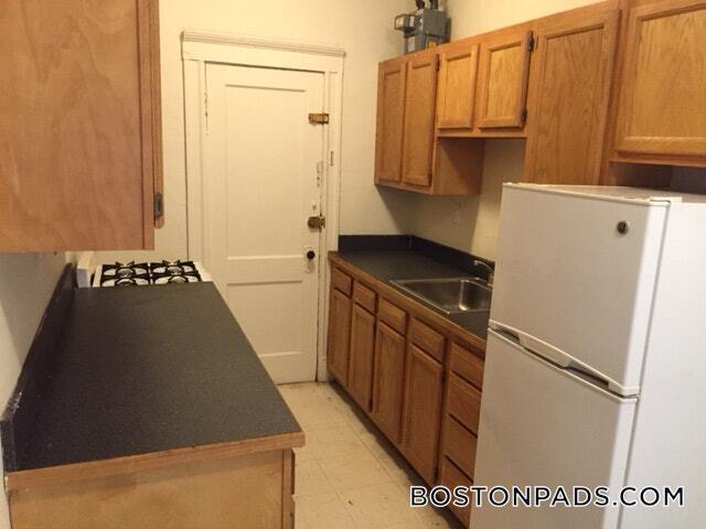 Building Photo - 1167 Boylston St Rental