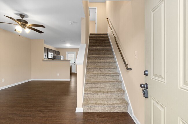 Photo - 1110 Ash Ridge Dr