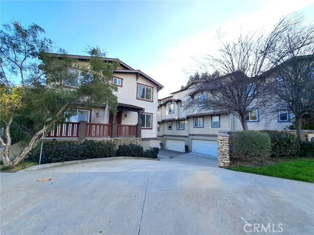 Photo - 6300 Honolulu Ave