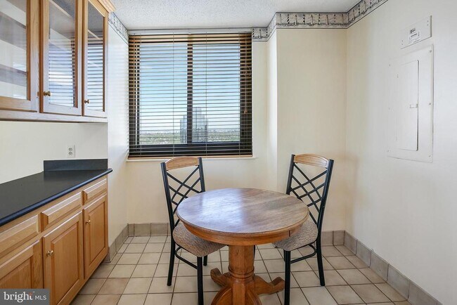 Photo - 5505 Seminary Rd Unidad 2605N