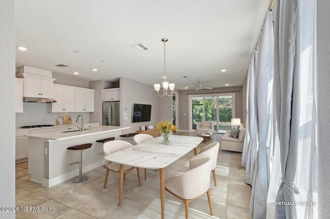 Photo - 192 Vista Lake Cir