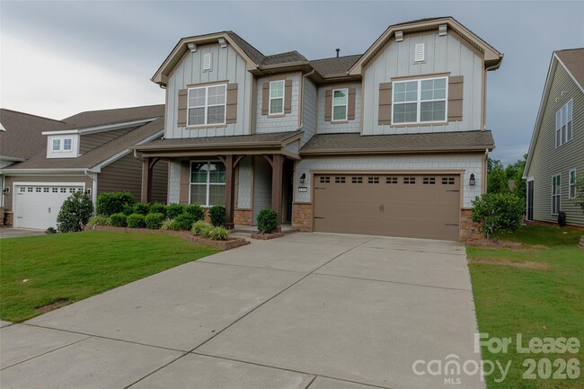 Building Photo - 1310 Middlecrest Dr NW