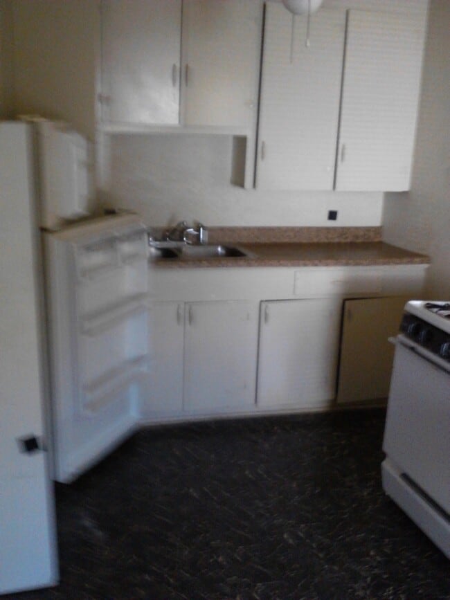 Photo - 221 Tutt Ave Unidad 221 Tutt