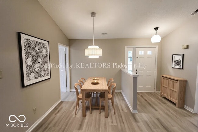 Photo - 14610 Village Park E Dr