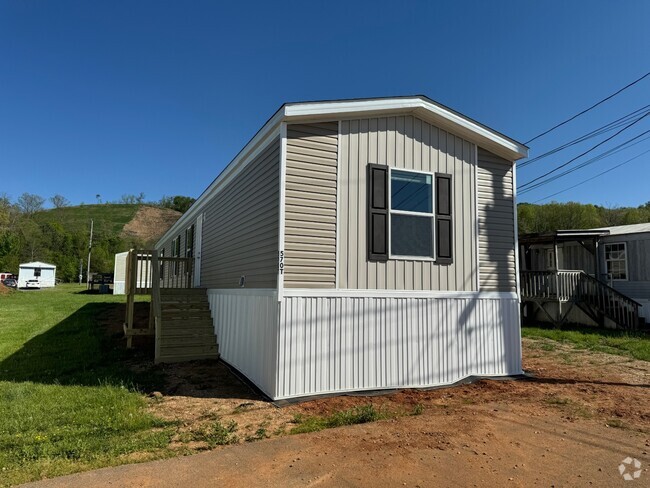 Building Photo - 570 Travis Wy Rental