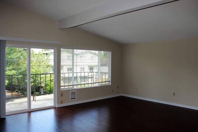 Photo - Ramona Apartments