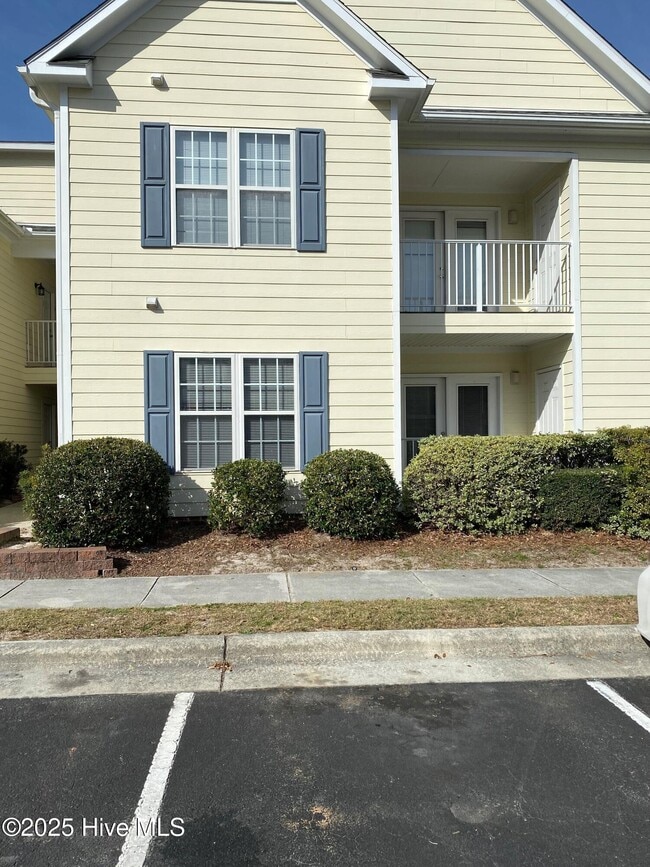 Building Photo - 5010 Hunters Trail Unit 2 Rental