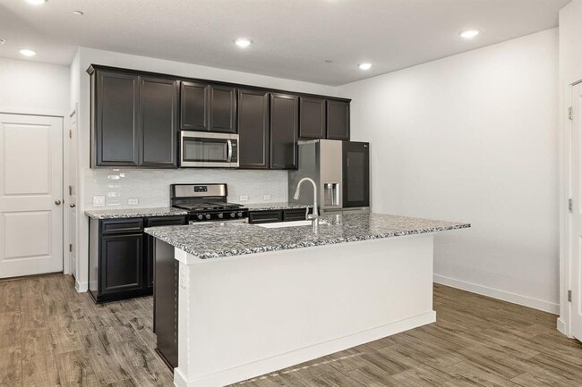 Photo - 2500 FOREST CREEK Dr
