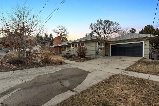 Photo - 1501 Cedar St