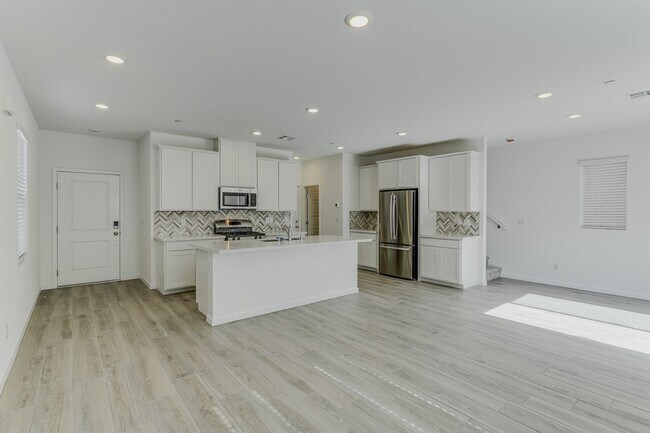 Photo - Dream Home in Cadence with Private Balcony & Modern Style!