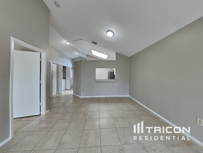 Photo - 4210 38th St W