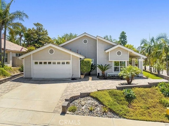 Building Photo - 1817 Hummock Ln
