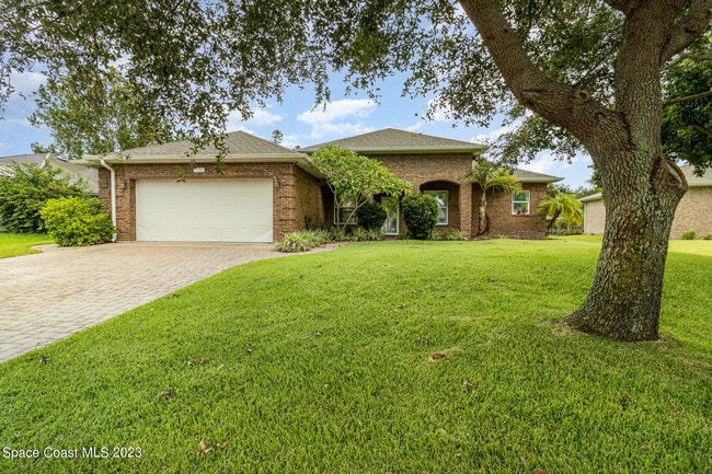 Photo - 113 Palm Cir House