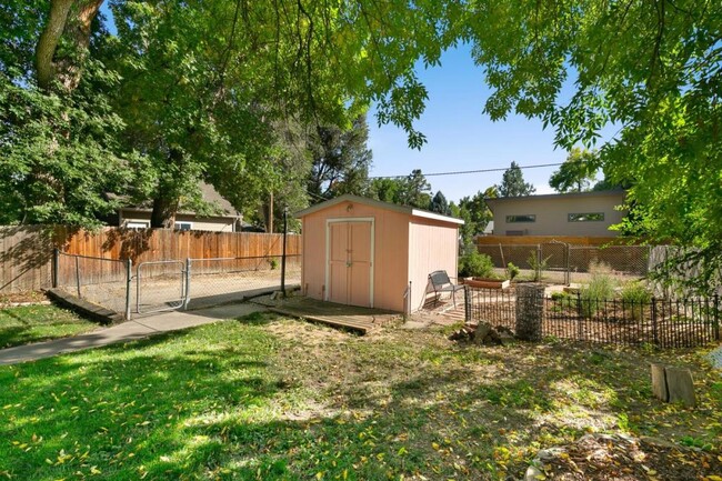 Photo - 1019 Laporte Ave