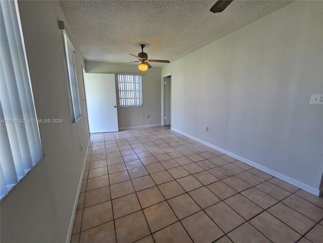 Photo - 11035 SW 56th St Unit B