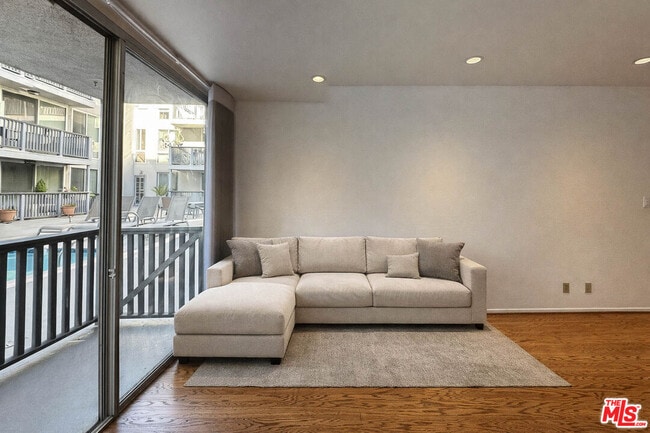 Photo - 1134 Alta Loma Rd Unit 115