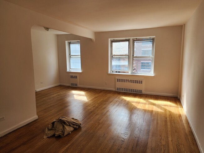 123-25 82nd Ave Unit 4