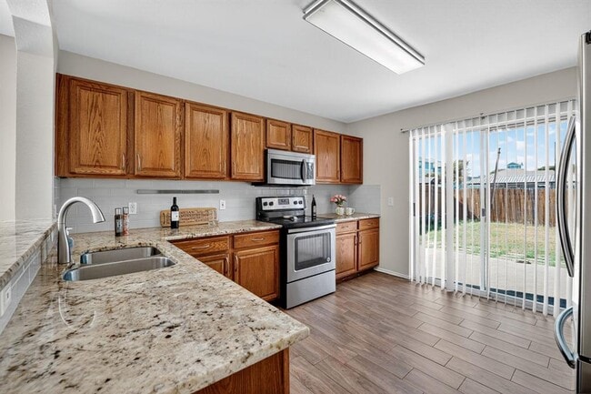 Photo - 1520 Anise Dr