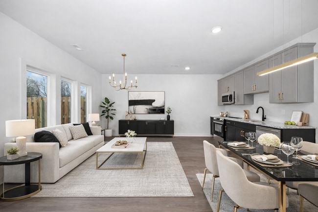 Photo - 2512 Freeman Rd SW