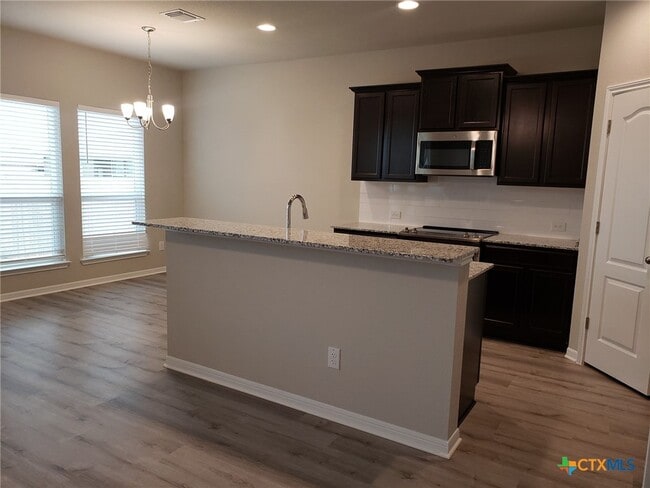Photo - 4721 Highmont Dr
