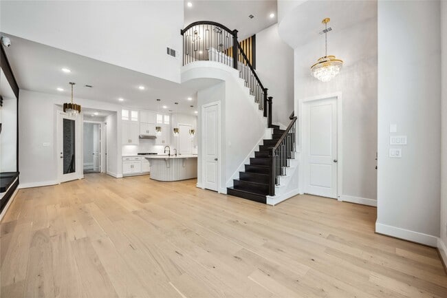 Photo - 18231 Lakepoint Rdg Ln