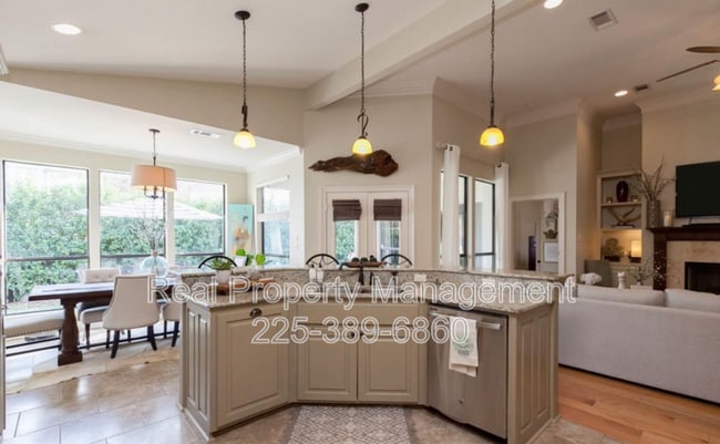 Photo - 9462 Country Lake Dr