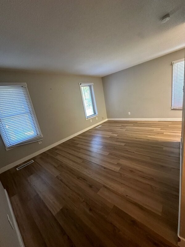 606 Broad St Condo Condo for Rent in Des Moines, IA