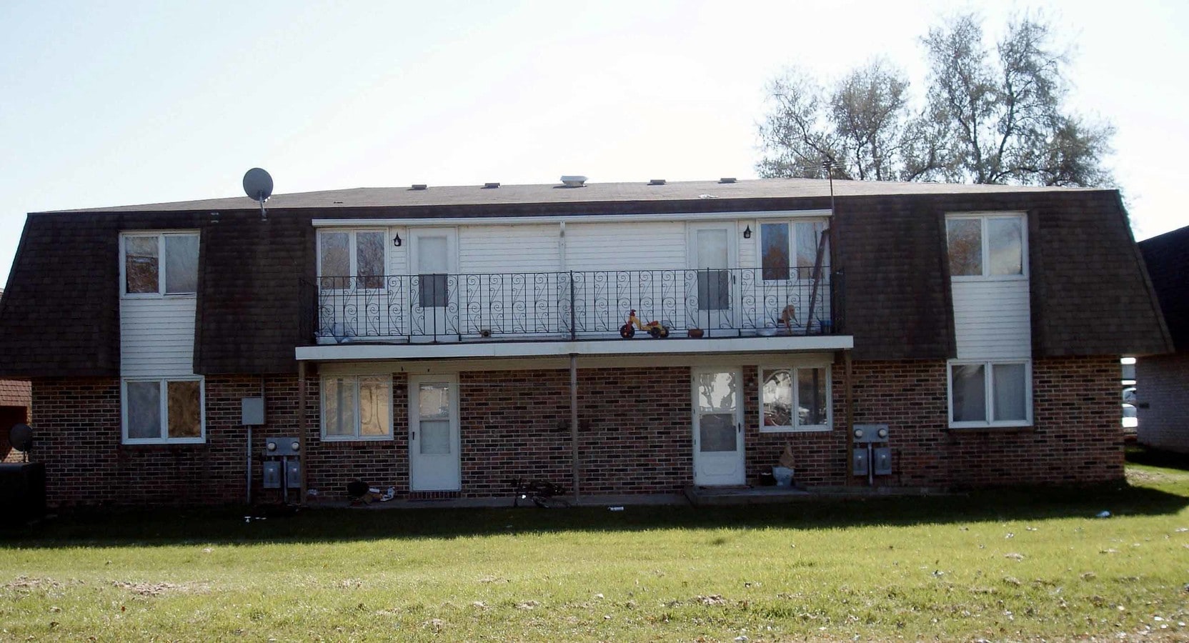 724 Schoen St - 724-732 Schoen St Apartments