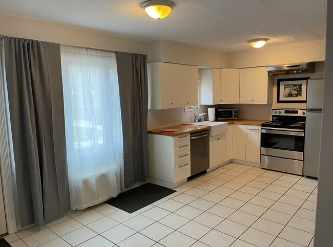 Photo - 120 Wooster St Unit Condominium