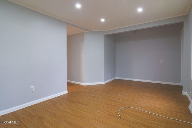 Photo - 111 Duane Ave Unit 1
