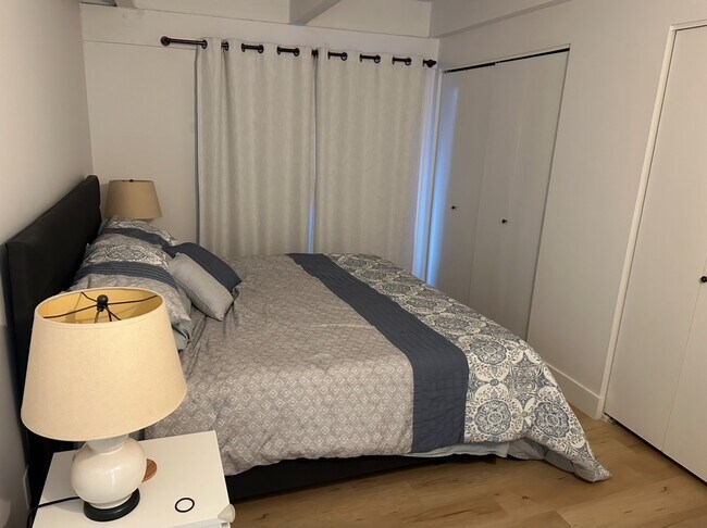 Photo - 2700 N Shore Dr Unidad G24