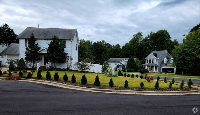 Building Photo - 837 Shackleton Rd Rental